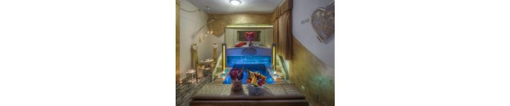 Hotel Butterfly - We Suite Торре-дель-Лаго-Пуччіні Екстер'єр фото