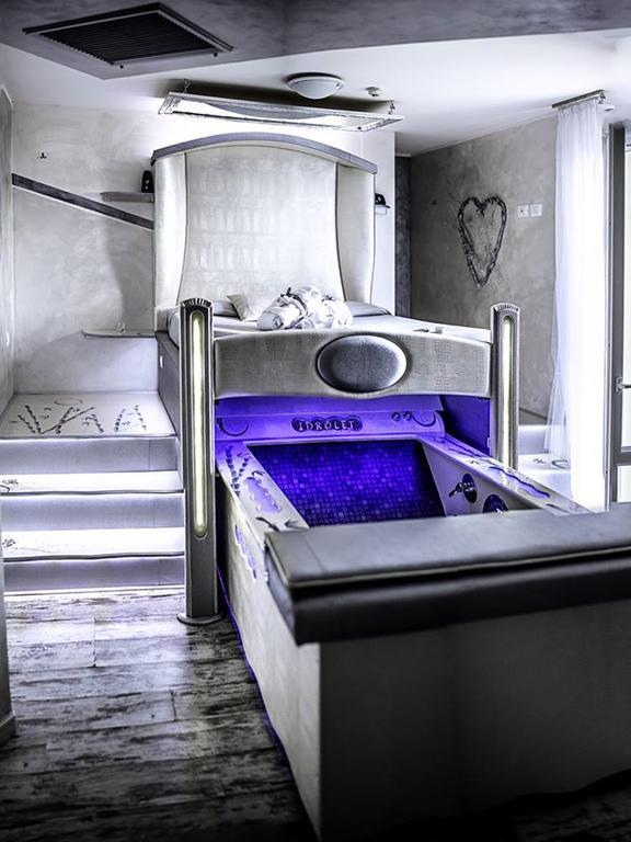 Hotel Butterfly Торре-дель-Лаго-Пуччіні Екстер'єр фото